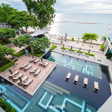 Modus Resort And Residence Pattaya Exterior photo